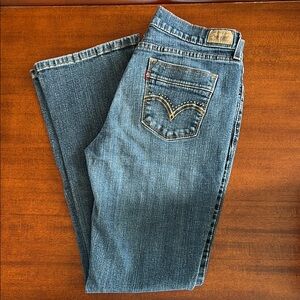 Women’s Levi’s Boot Cut 515 Jeans size 8 M